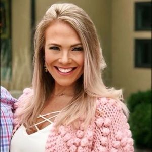 Meet your Posher, Corrinne